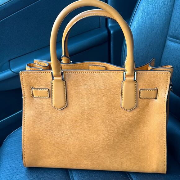 MICHAEL KORS HAMILTON MEDIUM SATCHEL KEY LOCK SHOULDER BAG CIDER YELLOW LEATHER - Picture 4 of 10